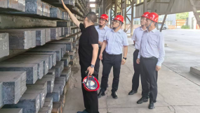  張鐵強帶隊赴中青寶豐倉儲貿(mào)易（唐山）有限公司考察調(diào)研